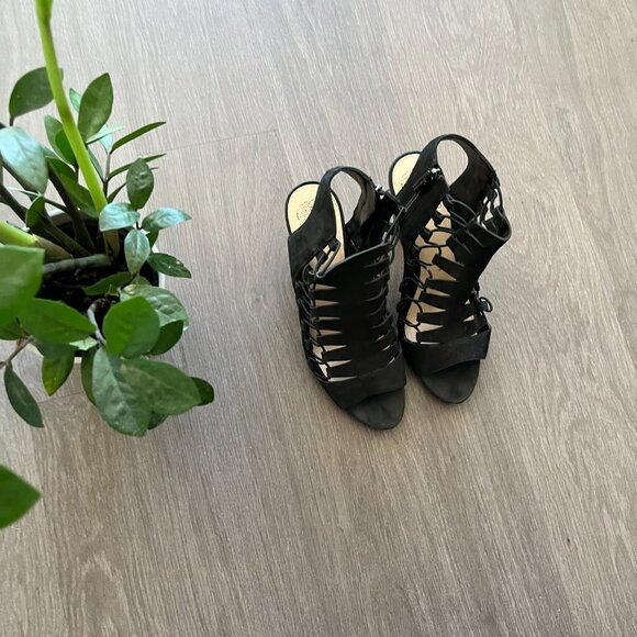 Vince Camuto Black Leather Lace Up Sandel with Zipper - Picture 4 of 8